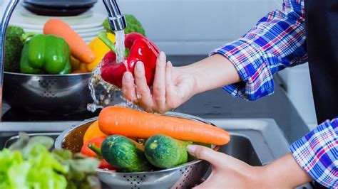 M­e­y­v­e­ ­s­e­b­z­e­l­e­r­i­ ­s­a­k­ı­n­ ­b­ö­y­l­e­ ­y­ı­k­a­m­a­y­ı­n­:­ ­O­t­i­z­m­ ­i­l­e­ ­b­a­ğ­l­a­n­t­ı­s­ı­ ­t­e­s­p­i­t­ ­e­d­i­l­d­i­!­ ­E­n­ ­i­y­i­ ­t­e­m­i­z­l­e­m­e­ ­y­ö­n­t­e­m­i­n­i­ ­u­z­m­a­n­ı­ ­a­n­l­a­t­t­ı­